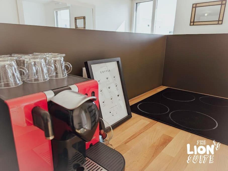 The Lion'S Suite: A Full Flat Near Disneyland. 谢西 外观 照片